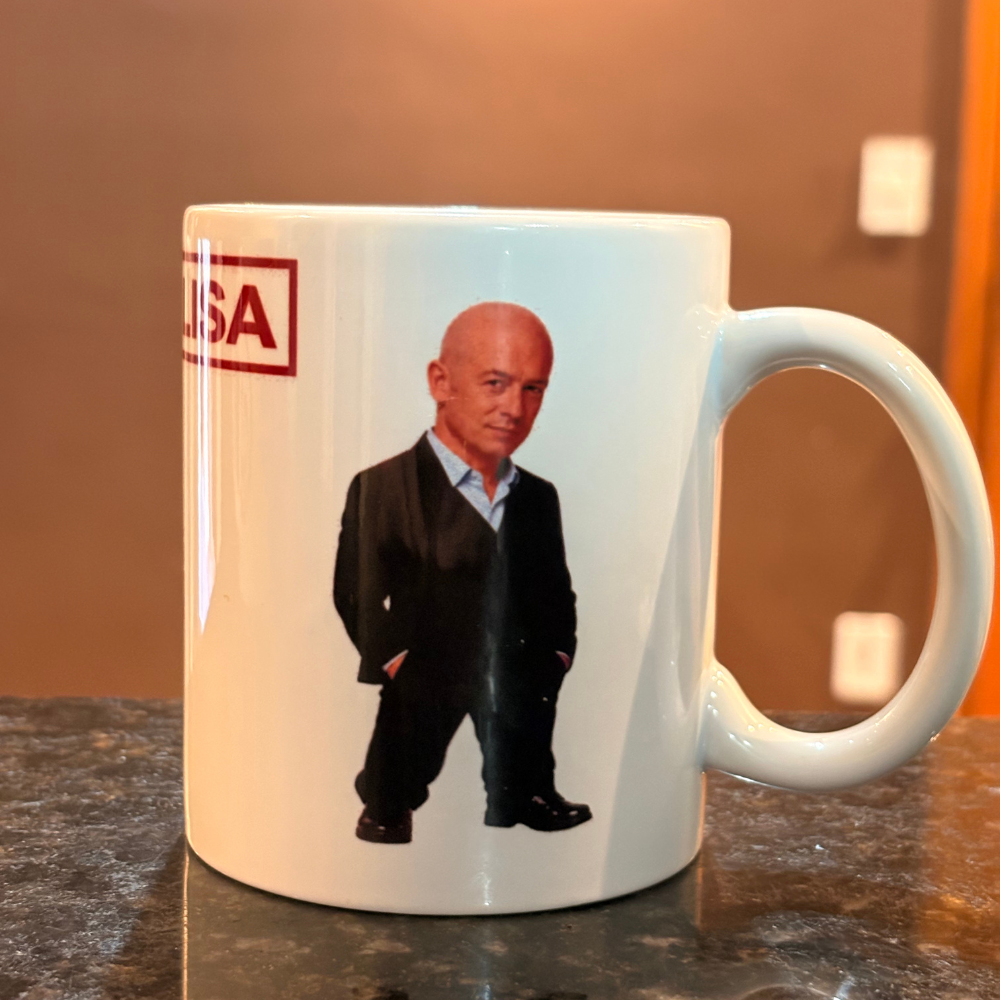 Caneca O MENTE LISA